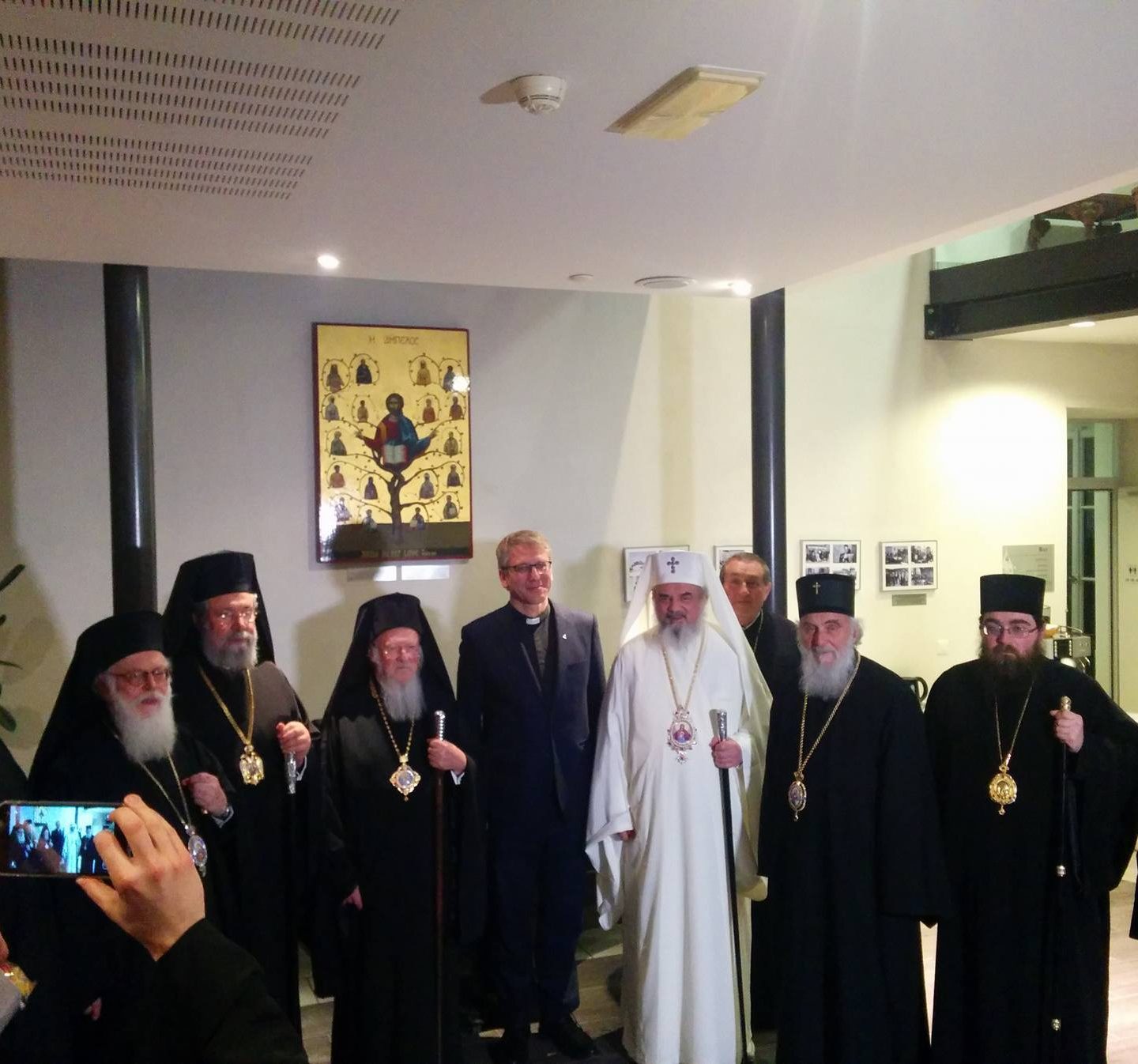 Посета поглавара помесних Православних Цркава Екуменском Институту у Босеу