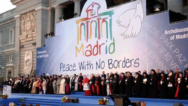 Епископ Андреј на Међународном Сусрету за мир у Мадриду