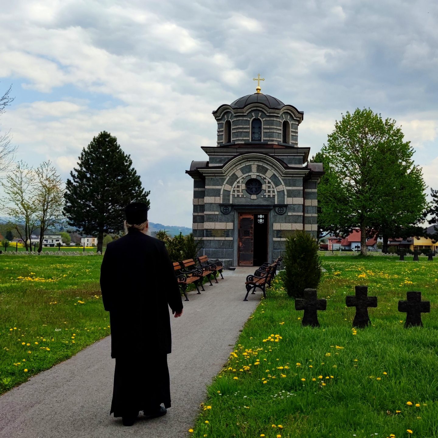 Епископ Андреј у посети спомен-храму Светим Српским Новомученицима у  Маутхаузену