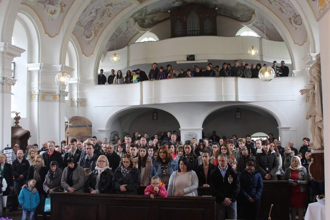 Празник Воскресенија Господњег у Браунау на Ину