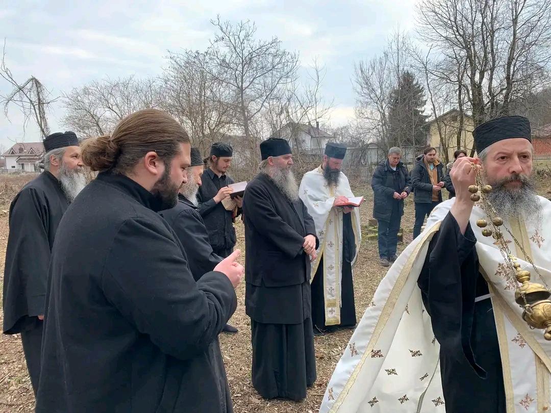 Посета Епископа Андреја Манастиру Високи Дечани
