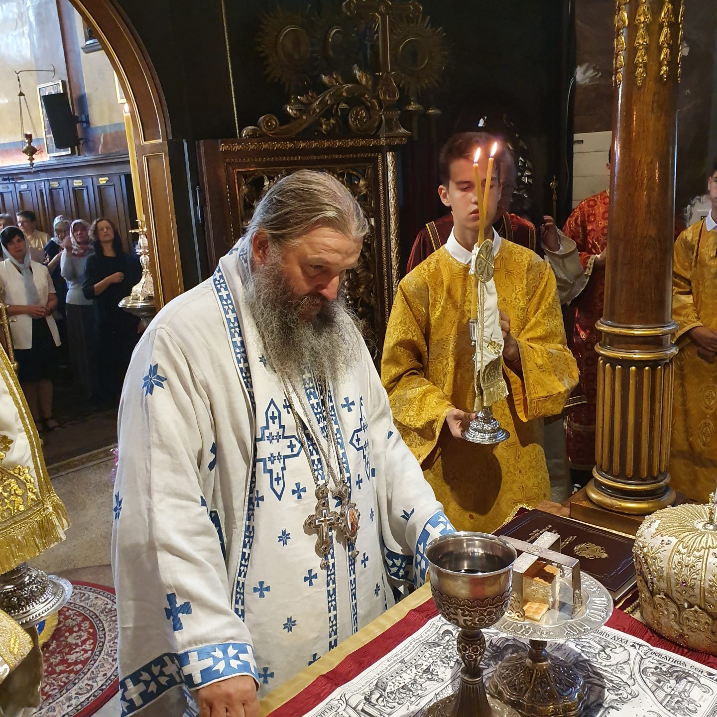 Архијерејска Литургија у Бечу