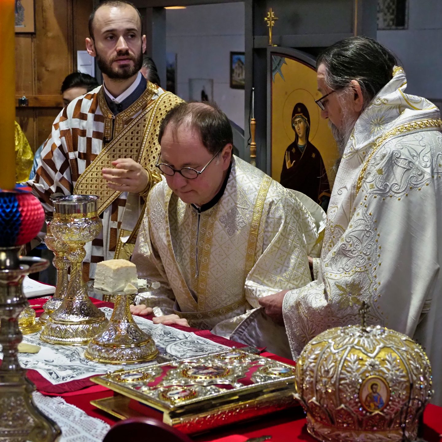Литургијска прослава 800 година аутокефалности Српске православне Цркве