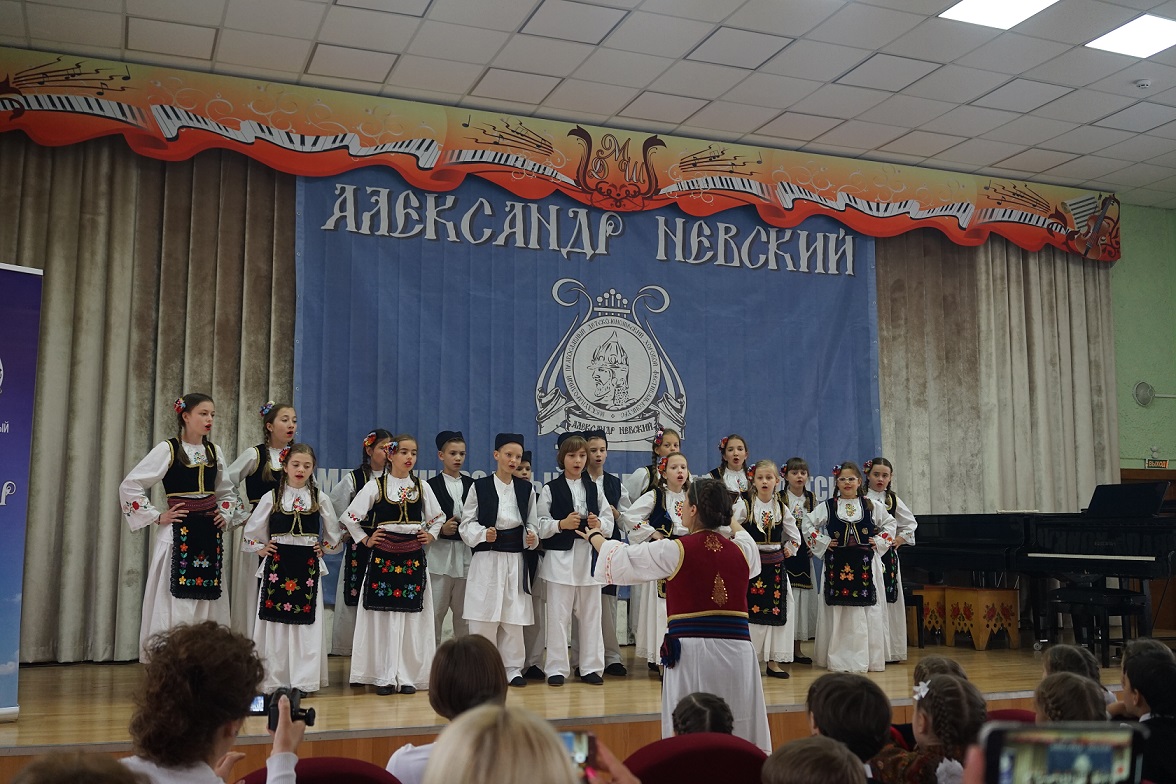 Дечји хор из Цириха на фестивалу у Русији