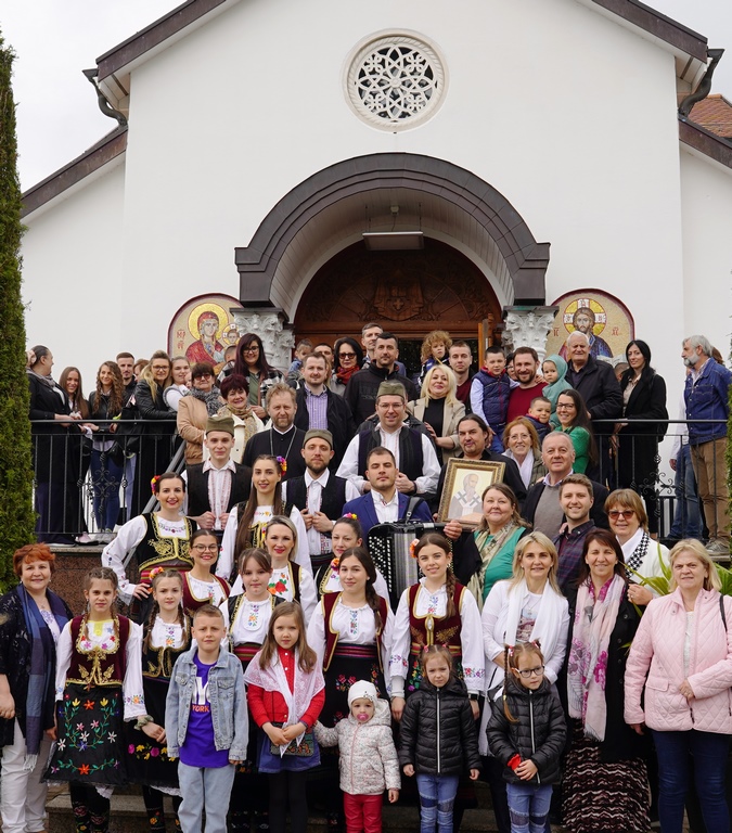 Слава омладине Светог Николаја Жичког у Берну