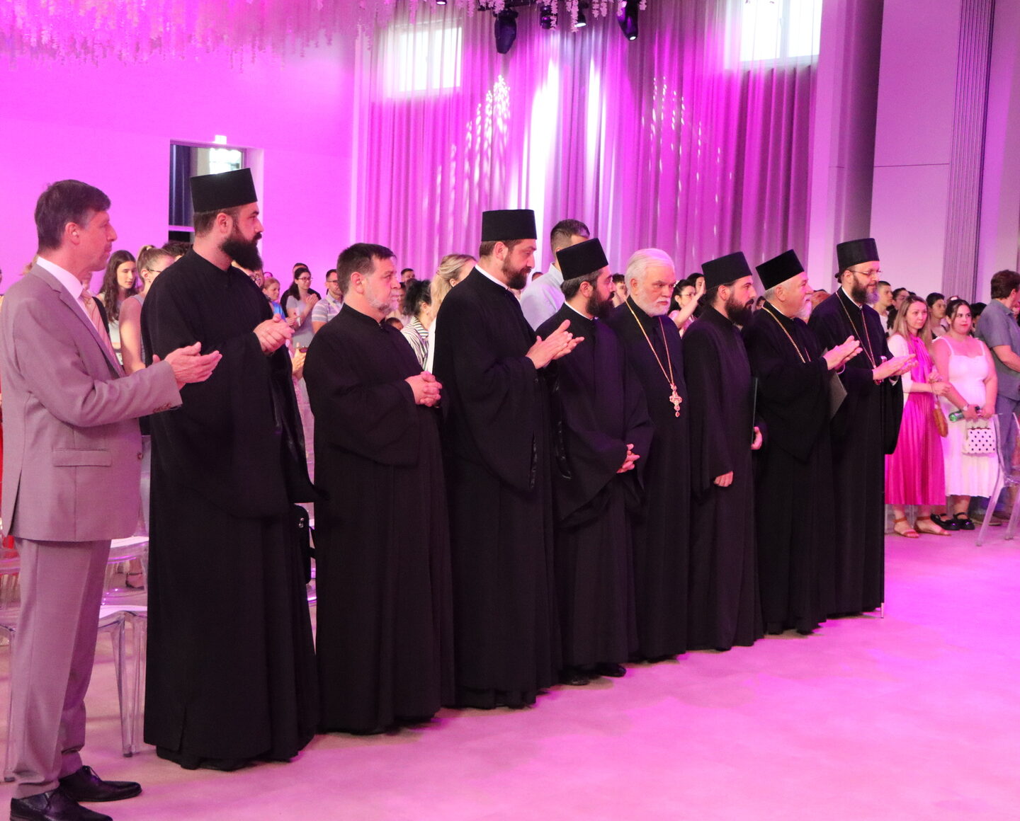 Видовданска академија у Бечу